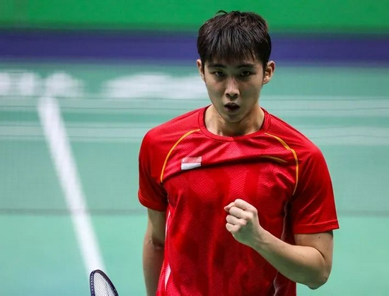 也让一些身 也让一些身