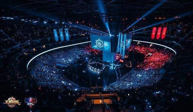 着个人荣誉 着个人荣誉