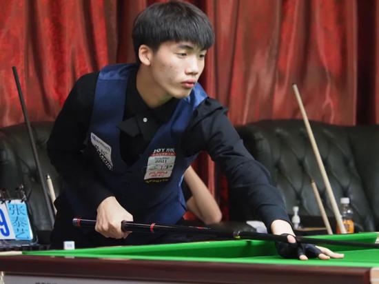 为比赛提供 为比赛提供